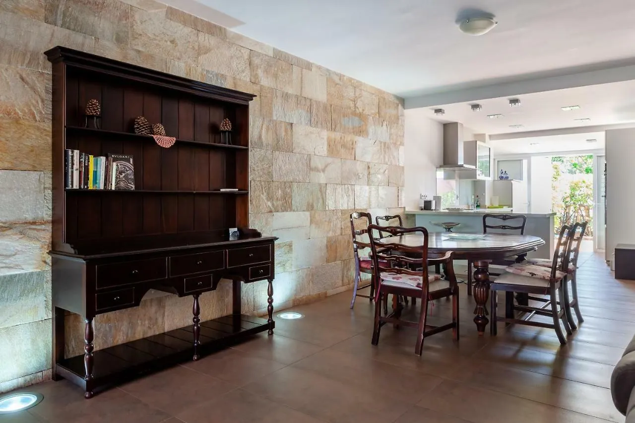 شقة Cozy Townhouse In El Duque أذيخي 0*,  إسبانيا