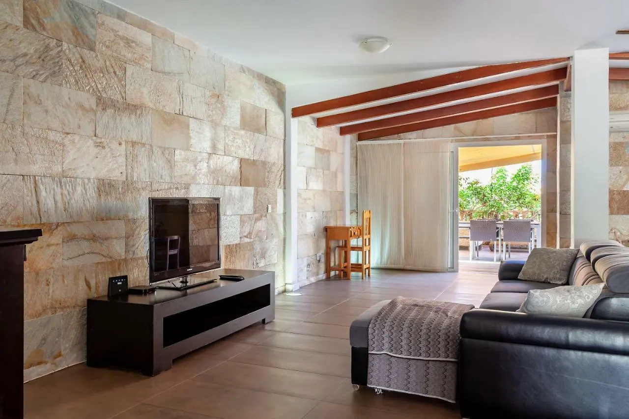 Cozy Townhouse In El Duque Apartment Costa Adeje