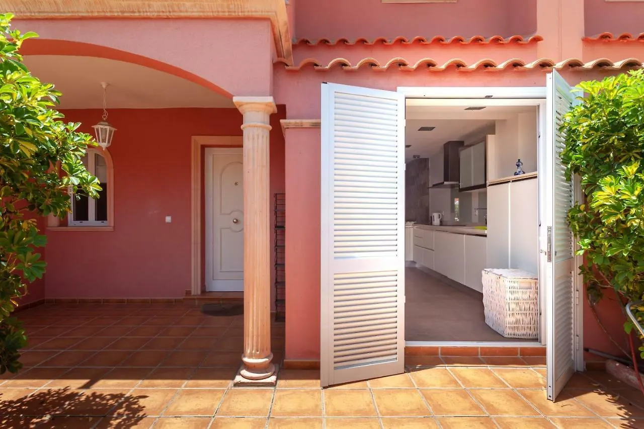 Cozy Townhouse In El Duque Apartment Costa Adeje